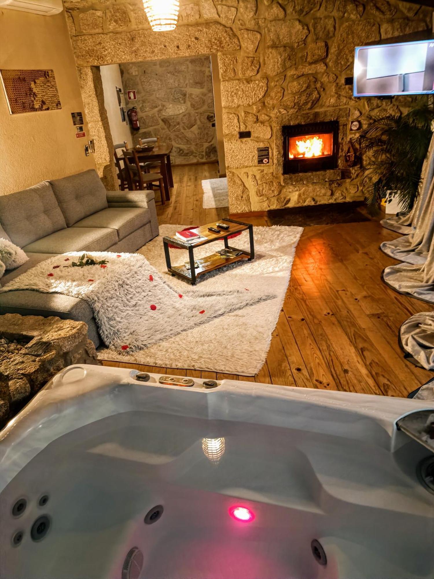 Hotel Casa Favo De Mel - Jacuzzi Privado & Lareira - Piscina Arcos de Valdevez Exterior foto
